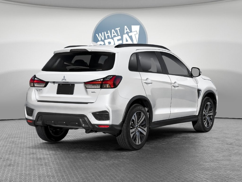 2027 Mitsubishi Outlander Sport SEL