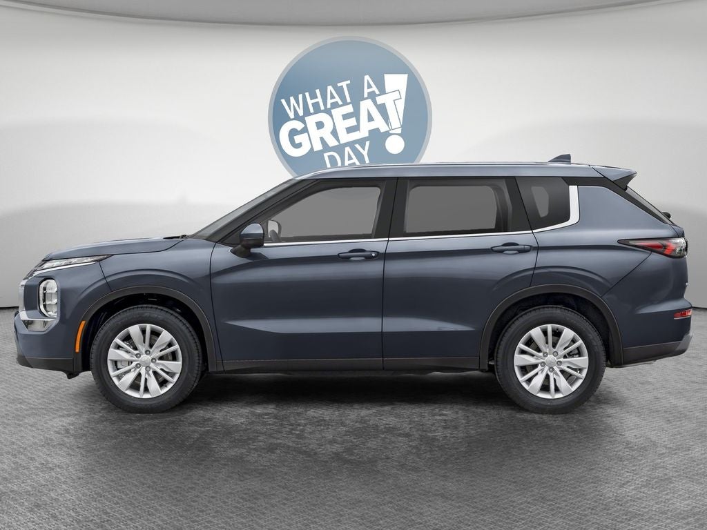 2026 Mitsubishi Outlander ES