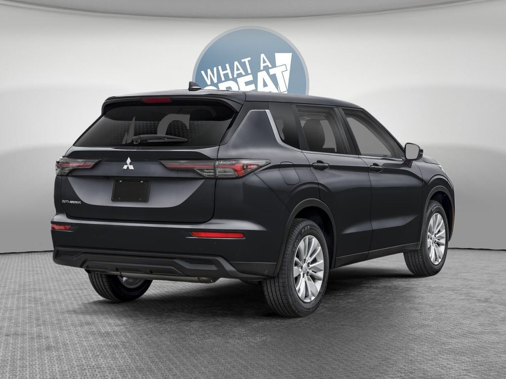2026 Mitsubishi Outlander ES