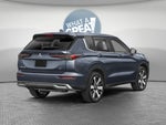 2026 Mitsubishi Outlander LE