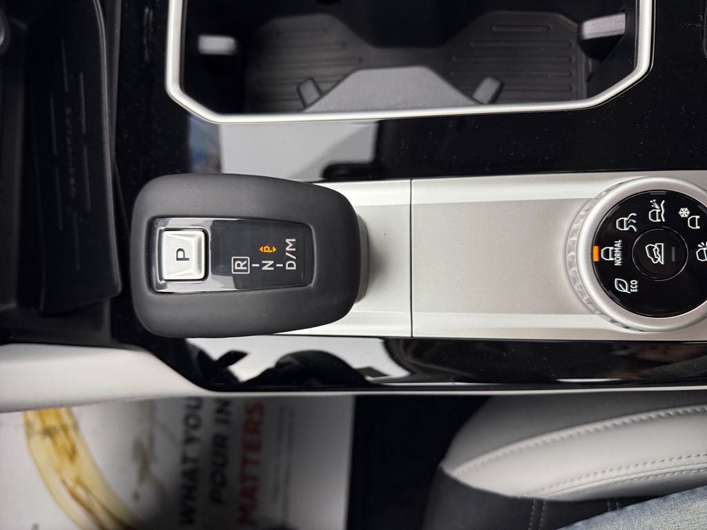 2026 Mitsubishi Outlander Base