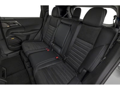 2026 Mitsubishi Outlander LE