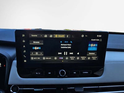 2025 Mitsubishi Outlander Base