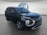 2025 Mitsubishi Outlander Base