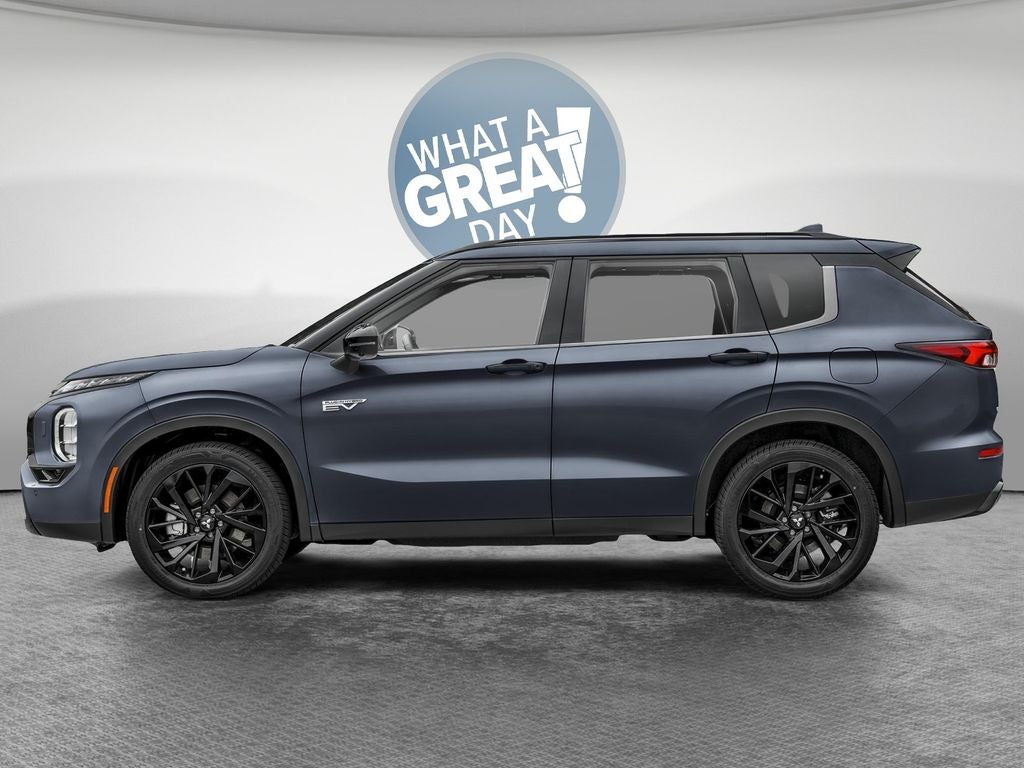 2025 Mitsubishi Outlander PHEV Base