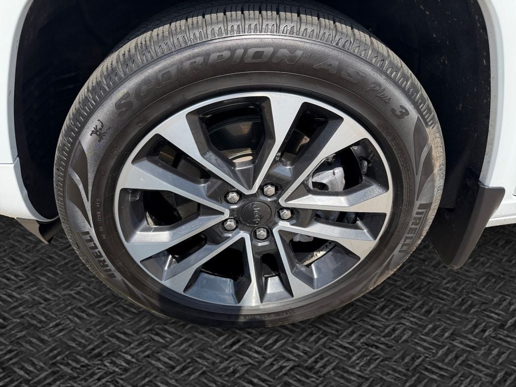 2023 Jeep Grand Cherokee L Overland