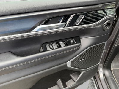 2023 Jeep Wagoneer Base