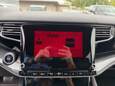 2023 Jeep Wagoneer Base