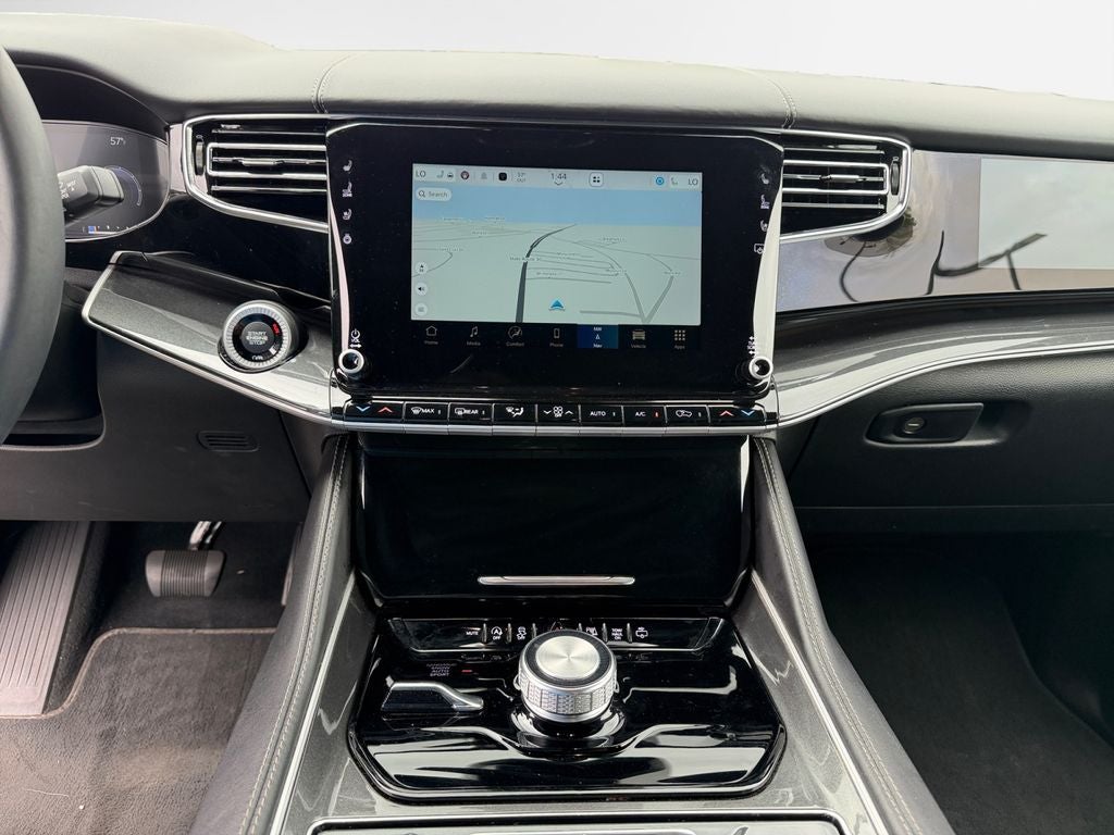 2023 Jeep Wagoneer Base