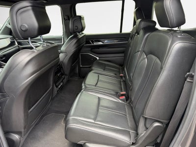 2023 Jeep Wagoneer Base