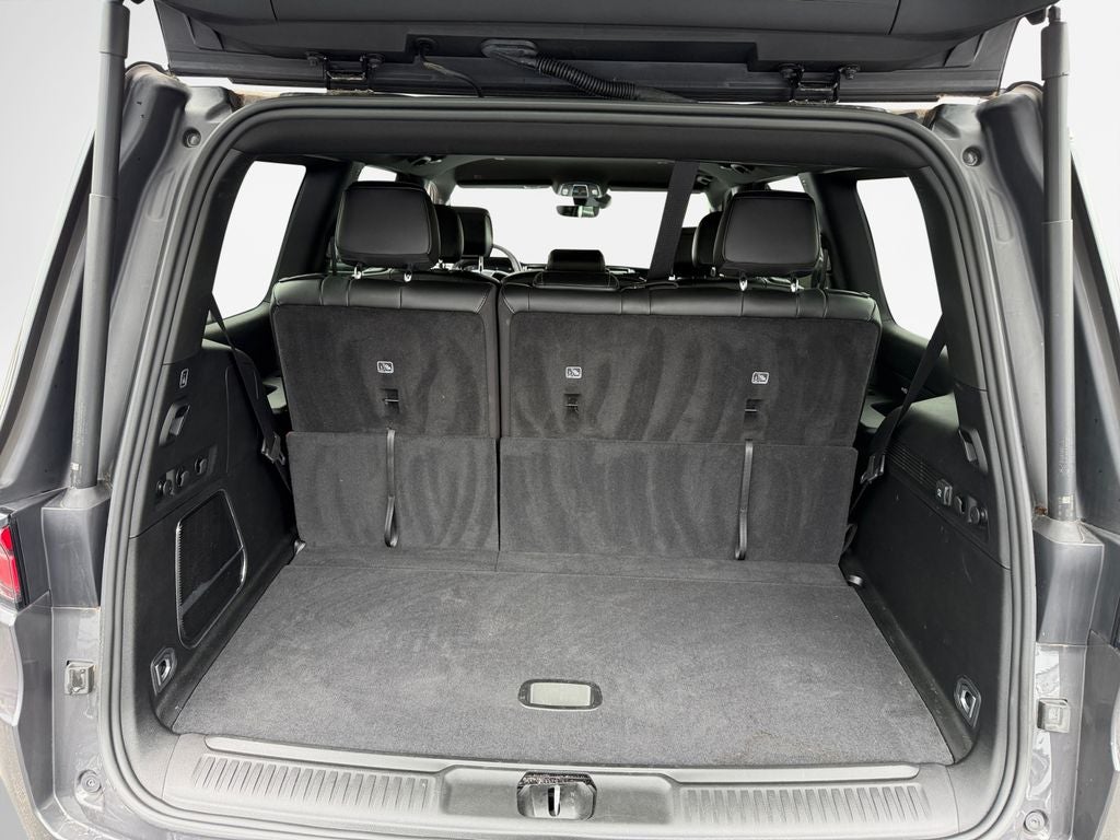 2023 Jeep Wagoneer Base