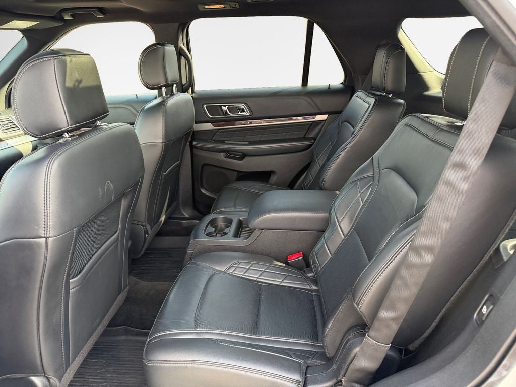 2017 Ford Explorer Platinum