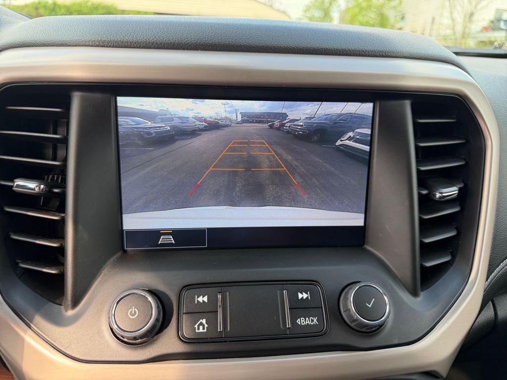 2023 GMC Acadia Denali