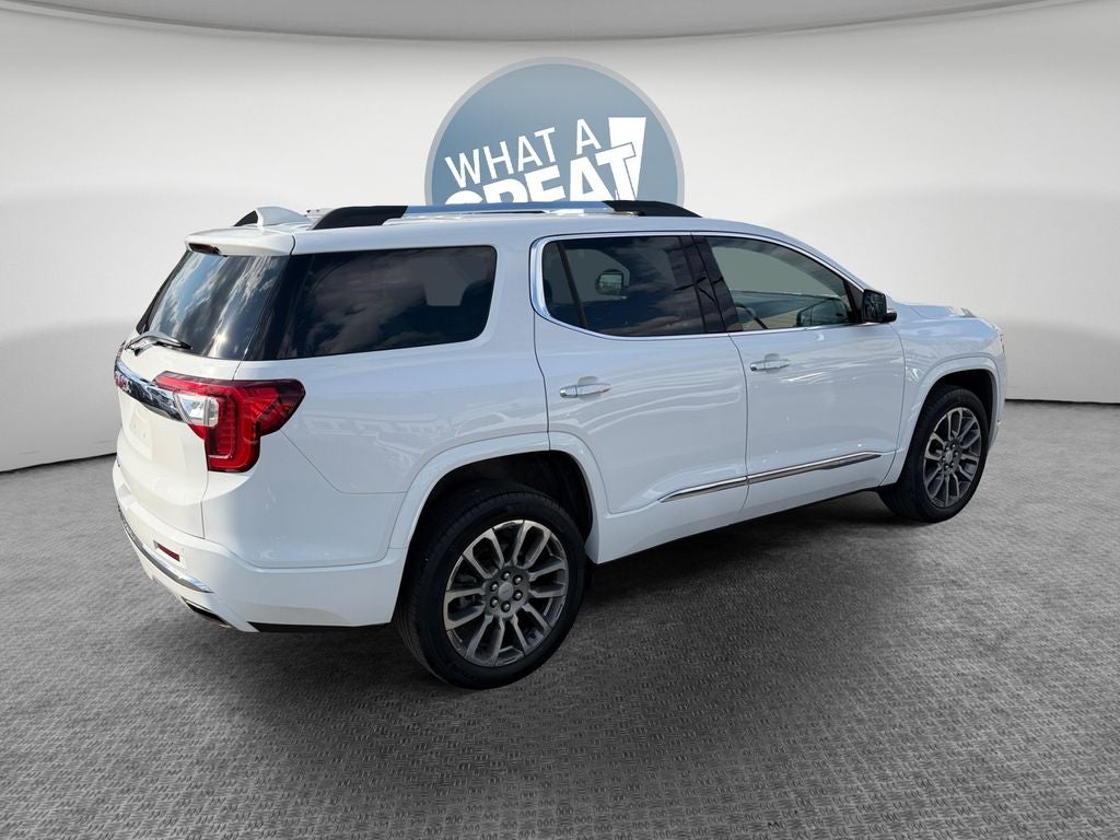 2023 GMC Acadia Denali