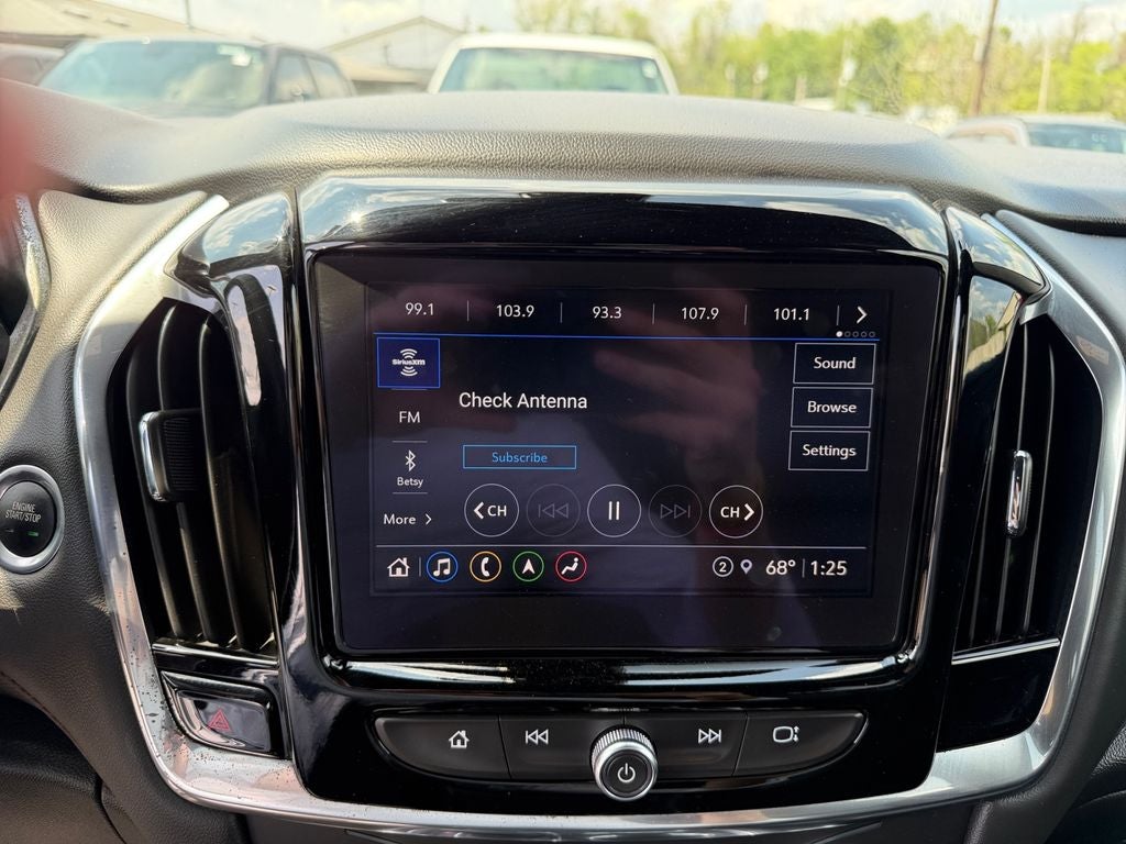 2023 Chevrolet Traverse RS