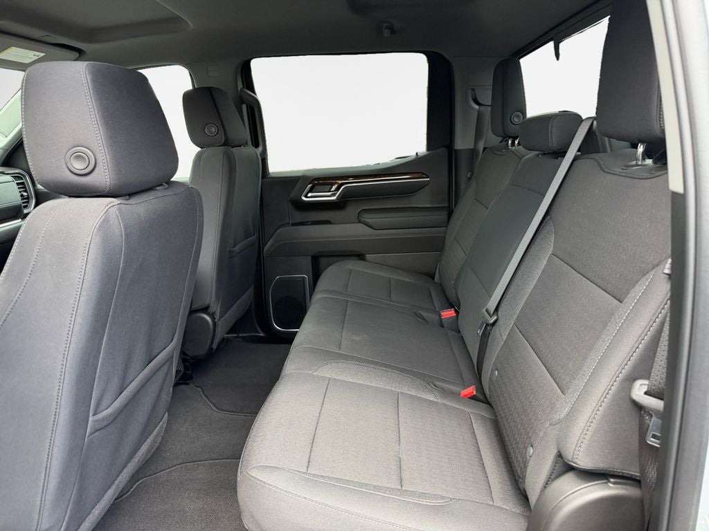 2025 GMC Sierra 1500 SLE