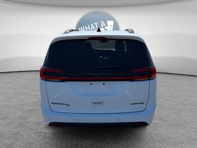 2025 Chrysler Pacifica Limited