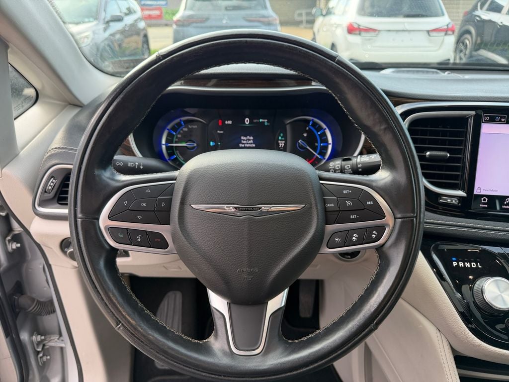 2022 Chrysler Pacifica Hybrid Limited