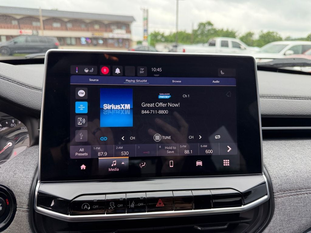 2023 Jeep Compass Latitude Lux
