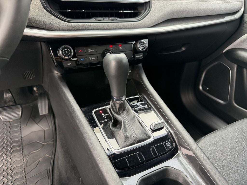 2023 Jeep Compass Latitude Lux