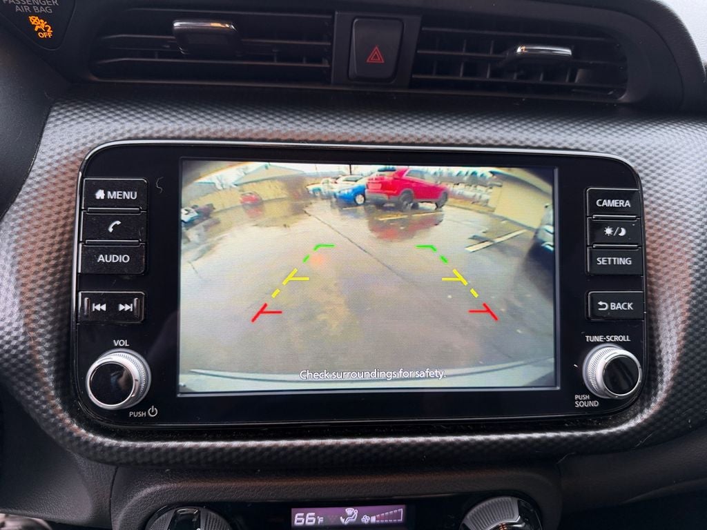 2022 Nissan Kicks SV