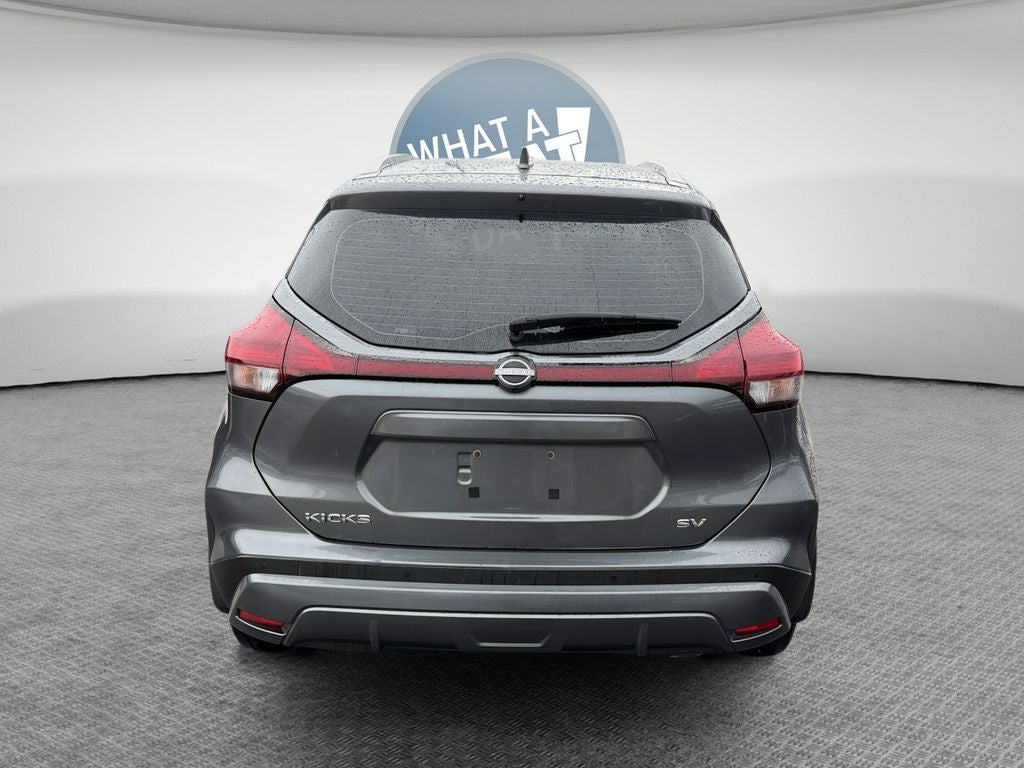 2022 Nissan Kicks SV