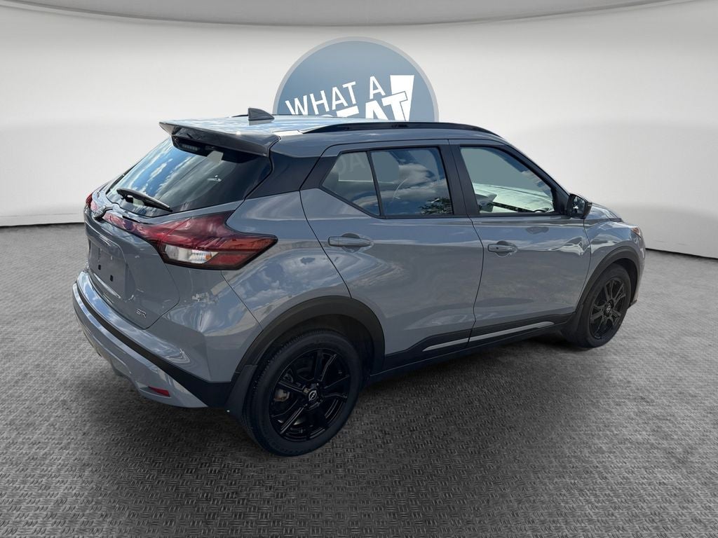 2024 Nissan Kicks SR