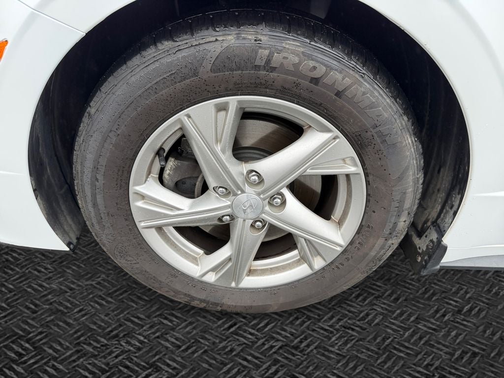 2022 Hyundai Sonata SE