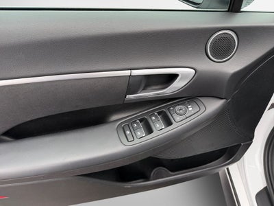 2022 Hyundai Sonata SE