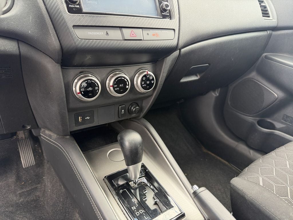 2022 Mitsubishi Outlander Sport 2.0 ES