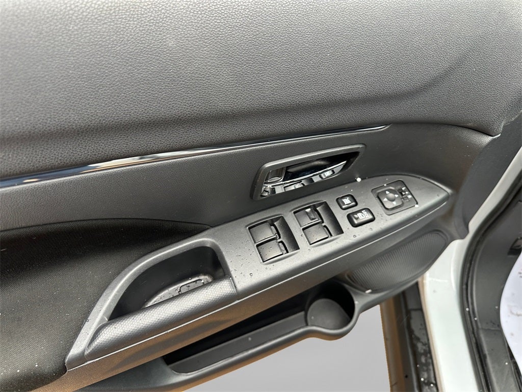 2022 Mitsubishi Outlander Sport 2.0 ES