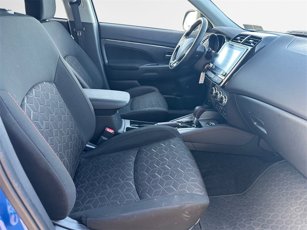 2024 Mitsubishi Outlander Sport 2.0 LE