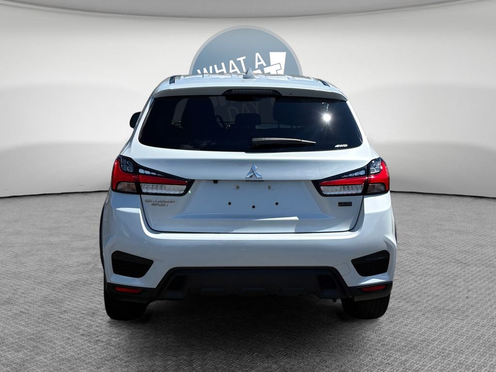 2025 Mitsubishi Outlander Sport 2.0 LE