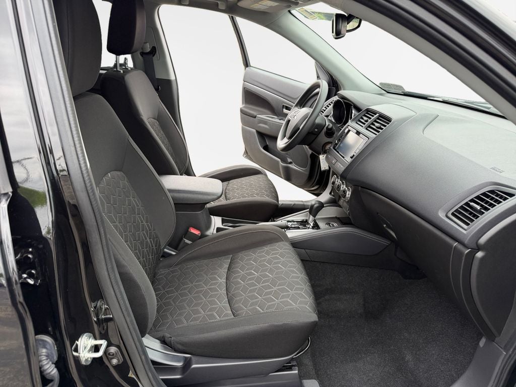 2024 Mitsubishi Outlander Sport 2.0 ES