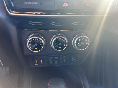 2025 Mitsubishi Outlander Sport 2.0 LE