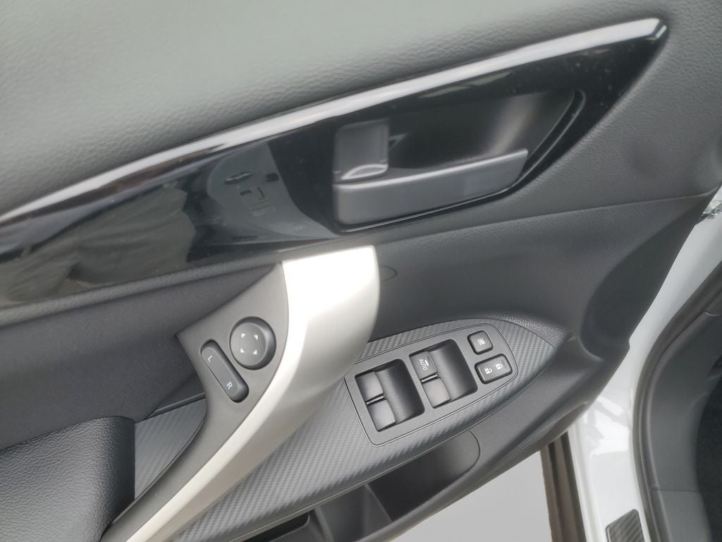 2026 Mitsubishi Eclipse Cross ES