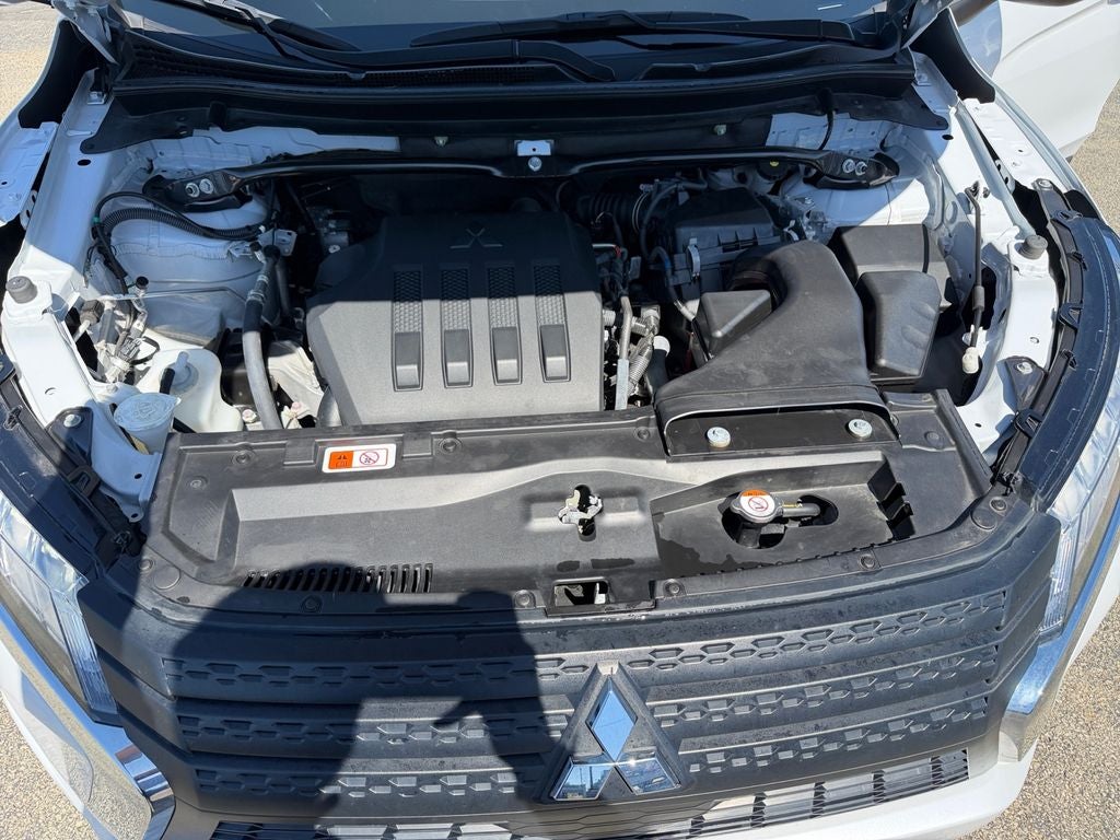 2024 Mitsubishi Eclipse Cross ES