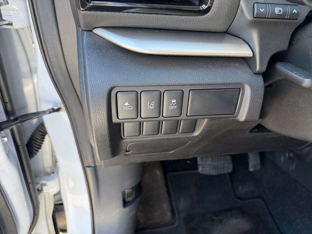 2024 Mitsubishi Eclipse Cross ES