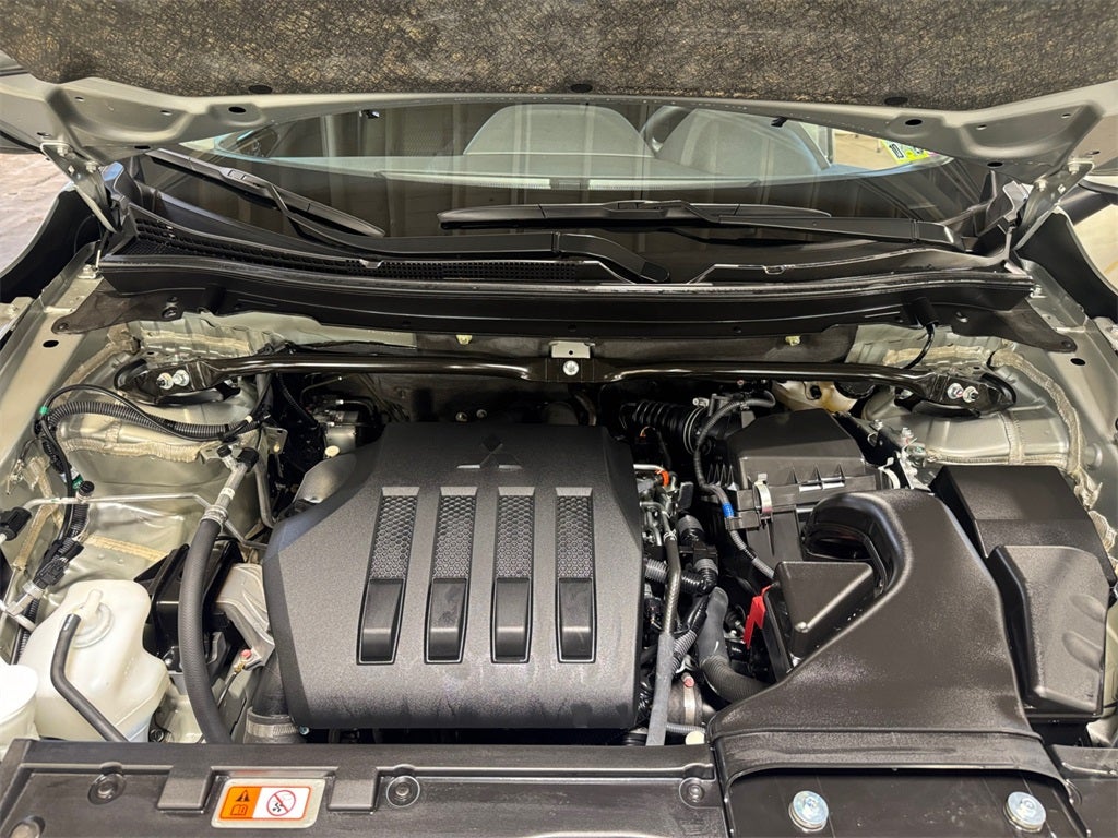 2025 Mitsubishi Eclipse Cross ES