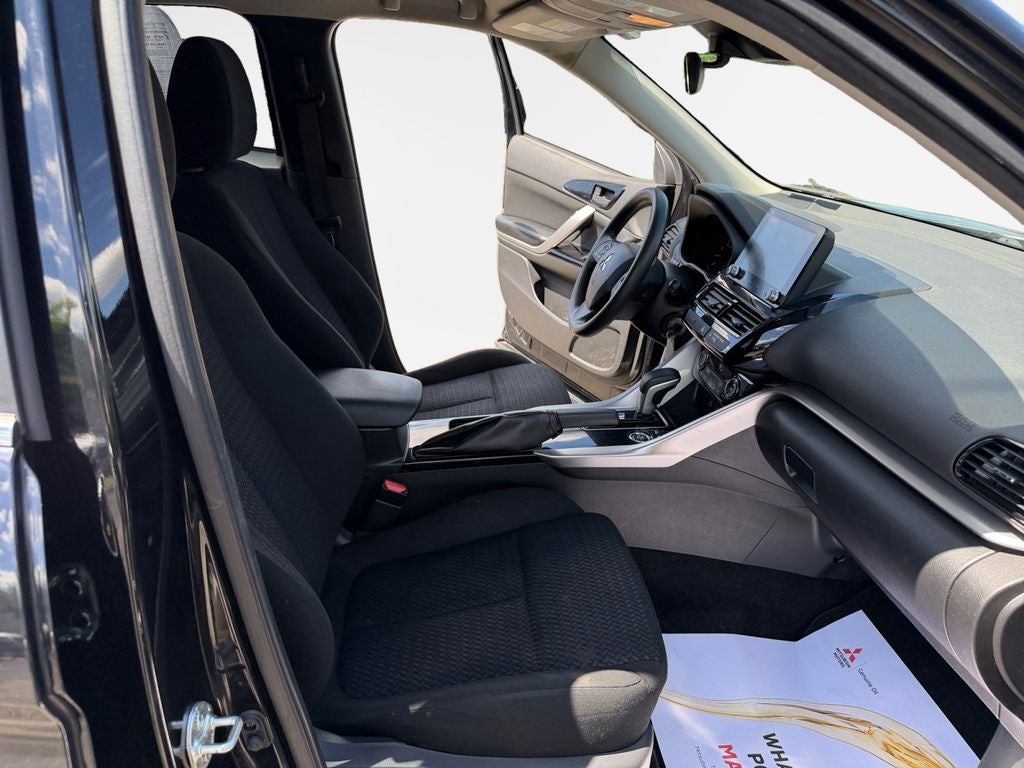 2022 Mitsubishi Eclipse Cross LE