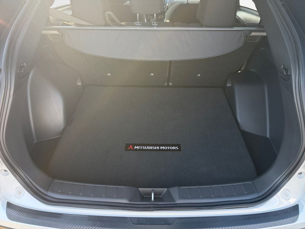 2022 Mitsubishi Eclipse Cross LE