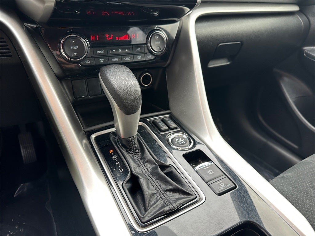 2023 Mitsubishi Eclipse Cross SE