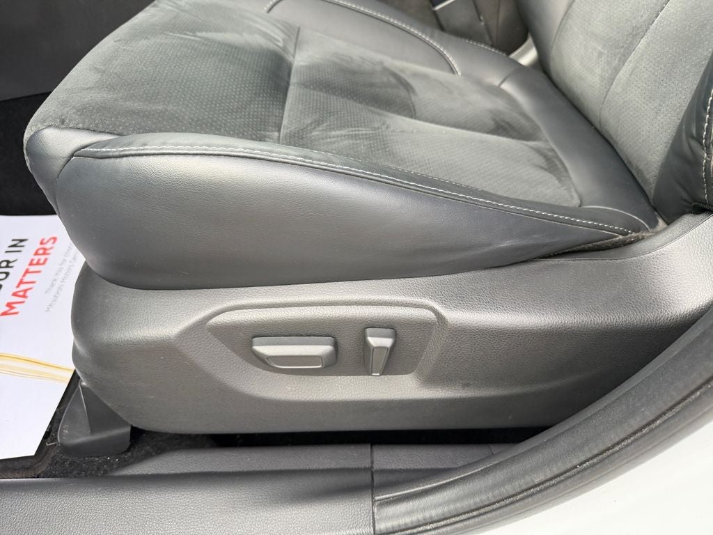 2023 Mitsubishi Eclipse Cross SE PANO ROOF PACAKAGE
