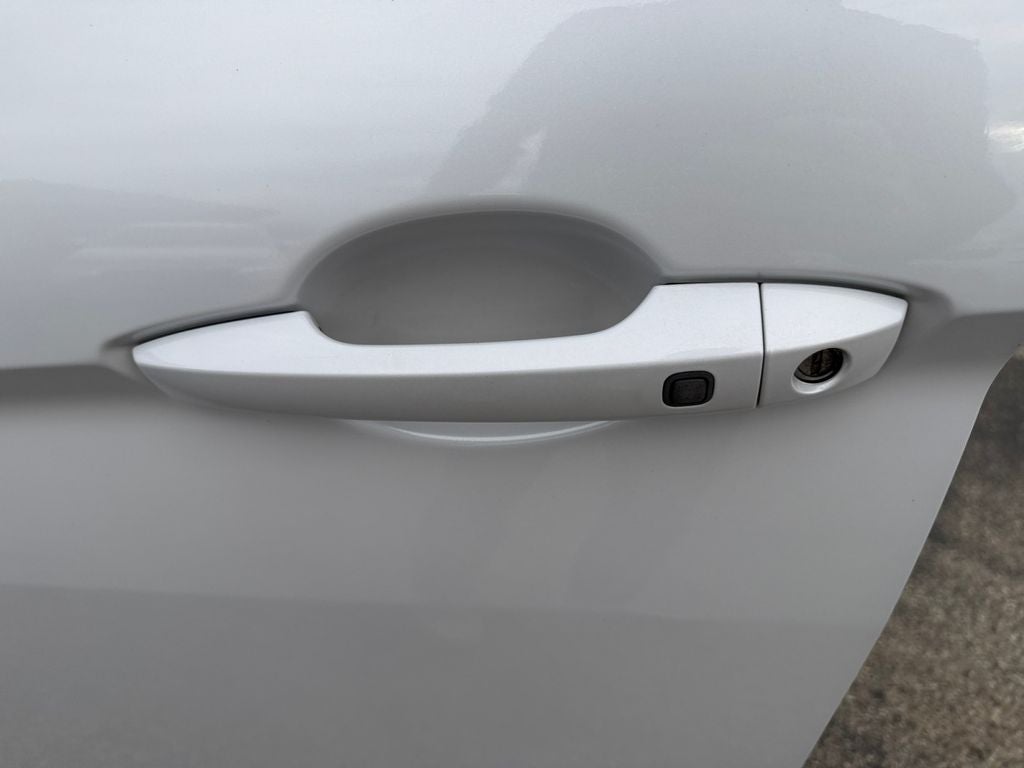 2023 Mitsubishi Eclipse Cross SE PANO ROOF PACAKAGE