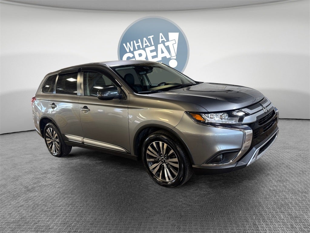 2020 Mitsubishi Outlander SE