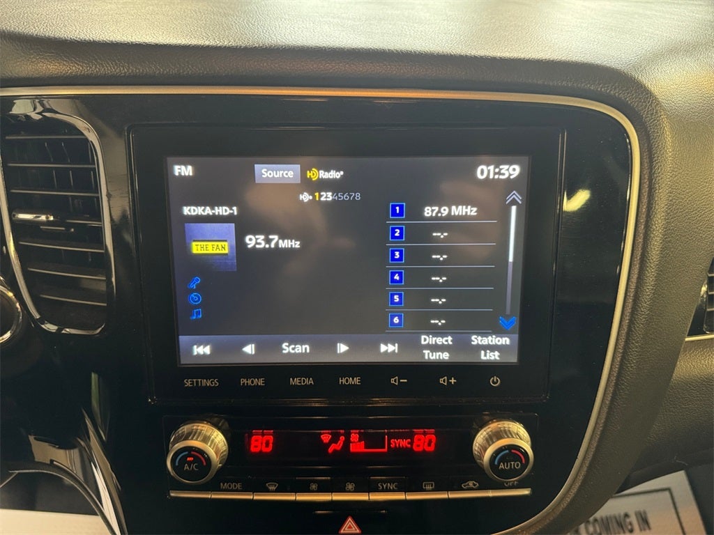 2020 Mitsubishi Outlander SE