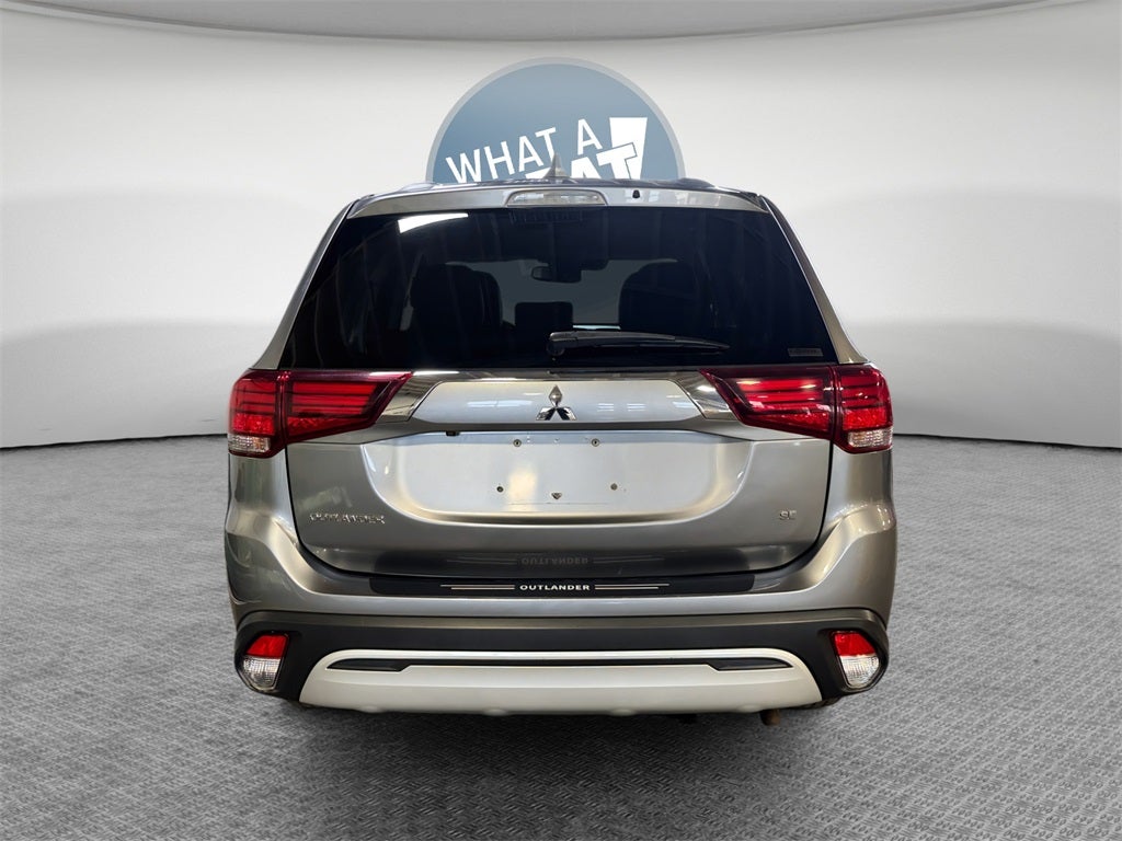 2020 Mitsubishi Outlander SE