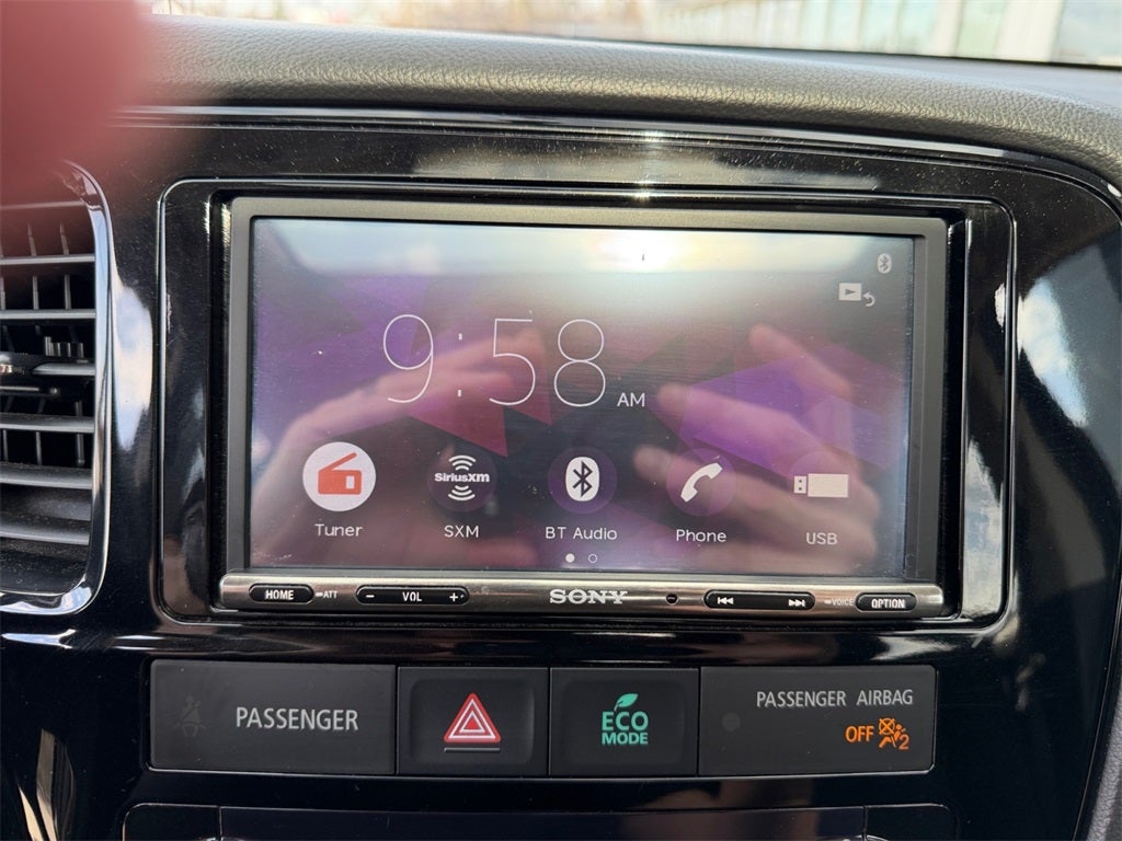 2016 Mitsubishi Outlander ES