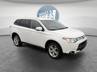 2015 Mitsubishi Outlander SE