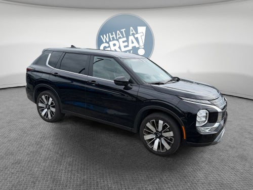 2025 Mitsubishi Outlander SE